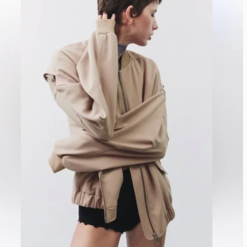 NWT Zara oversized bomber beige